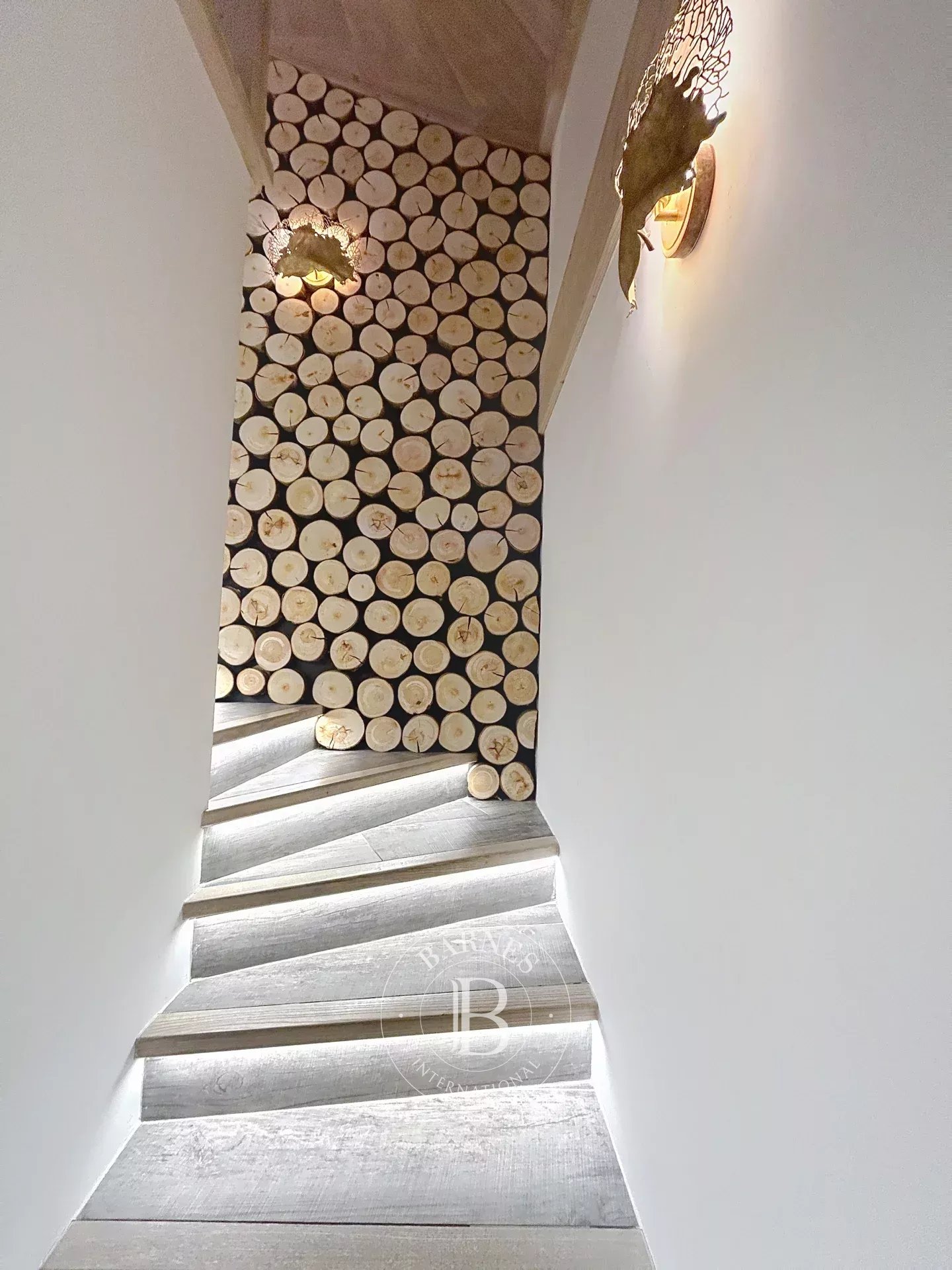Photo of Les Gets - Chalet - 310 sqm - 6 bedrooms