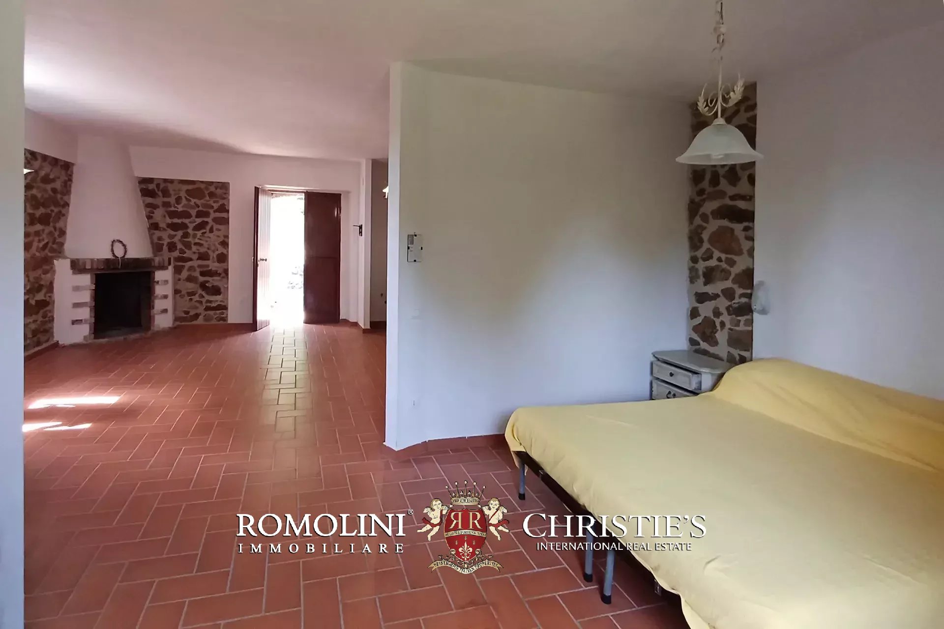 11 Bedroom Villa/Townhouse's Image 64