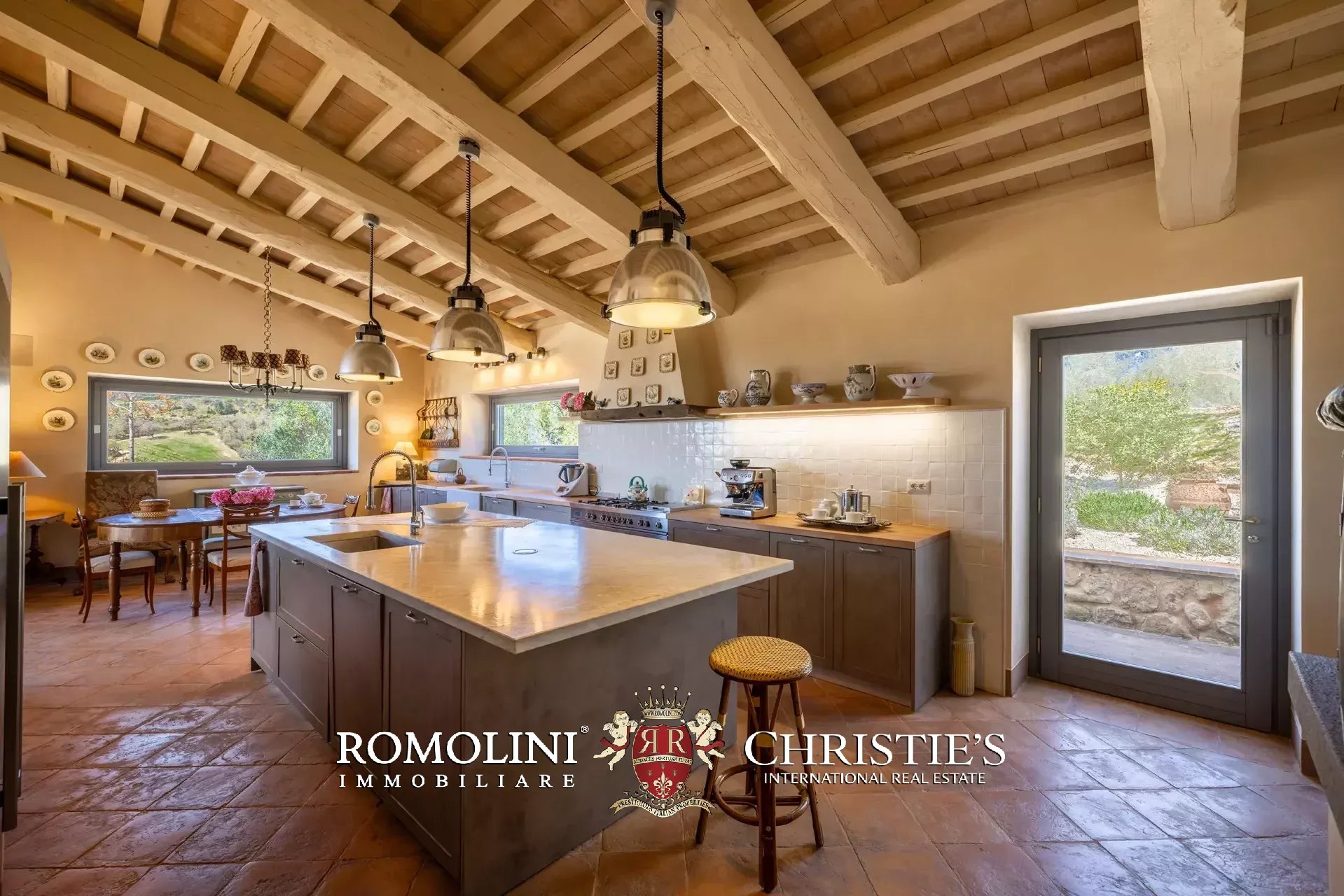 6 Bedroom Villa/Townhouse's Image 76