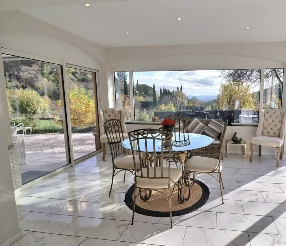 Cotignac 4 bedrooms, swimming pool and view