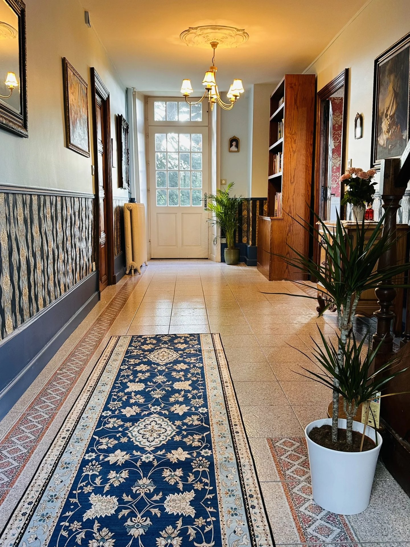7 Bedroom Villa/Townhouse's Image 9
