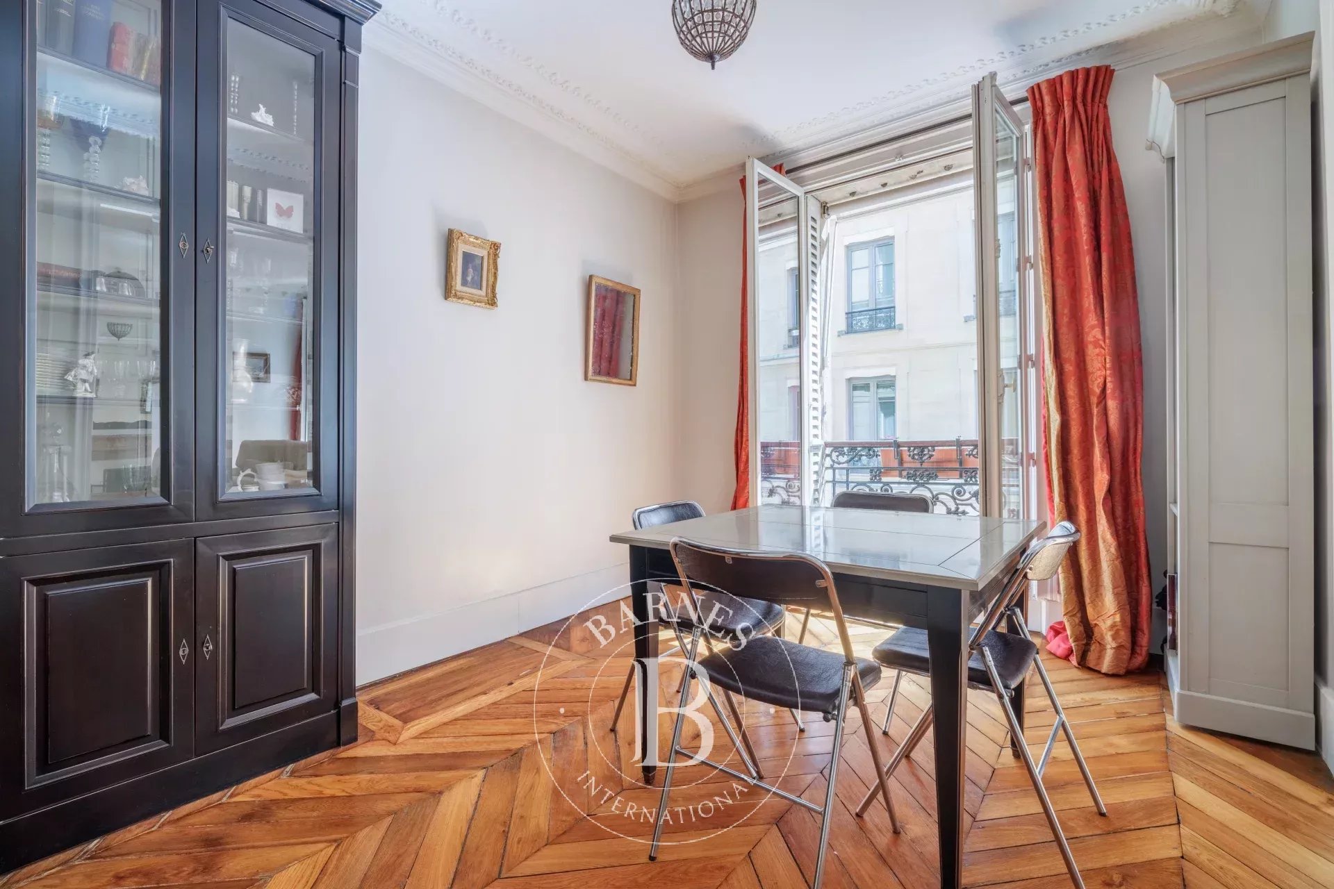 Daire Paris 4ème - picture 6