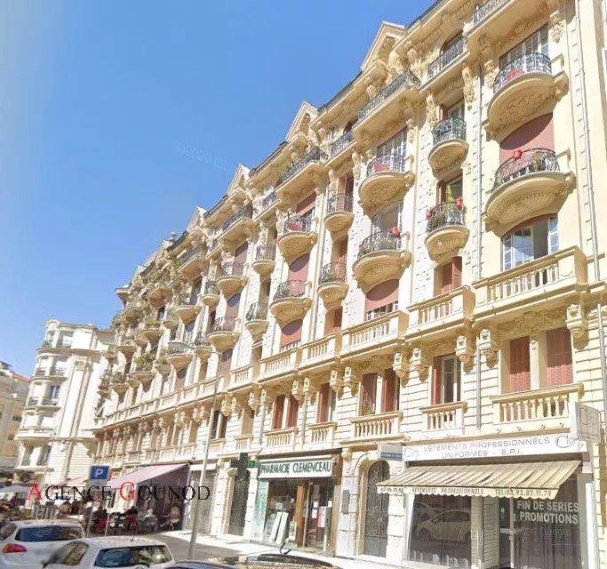 Appartement  - 4 pièces  - 115.86 m2 -  788 000 € - À vendre