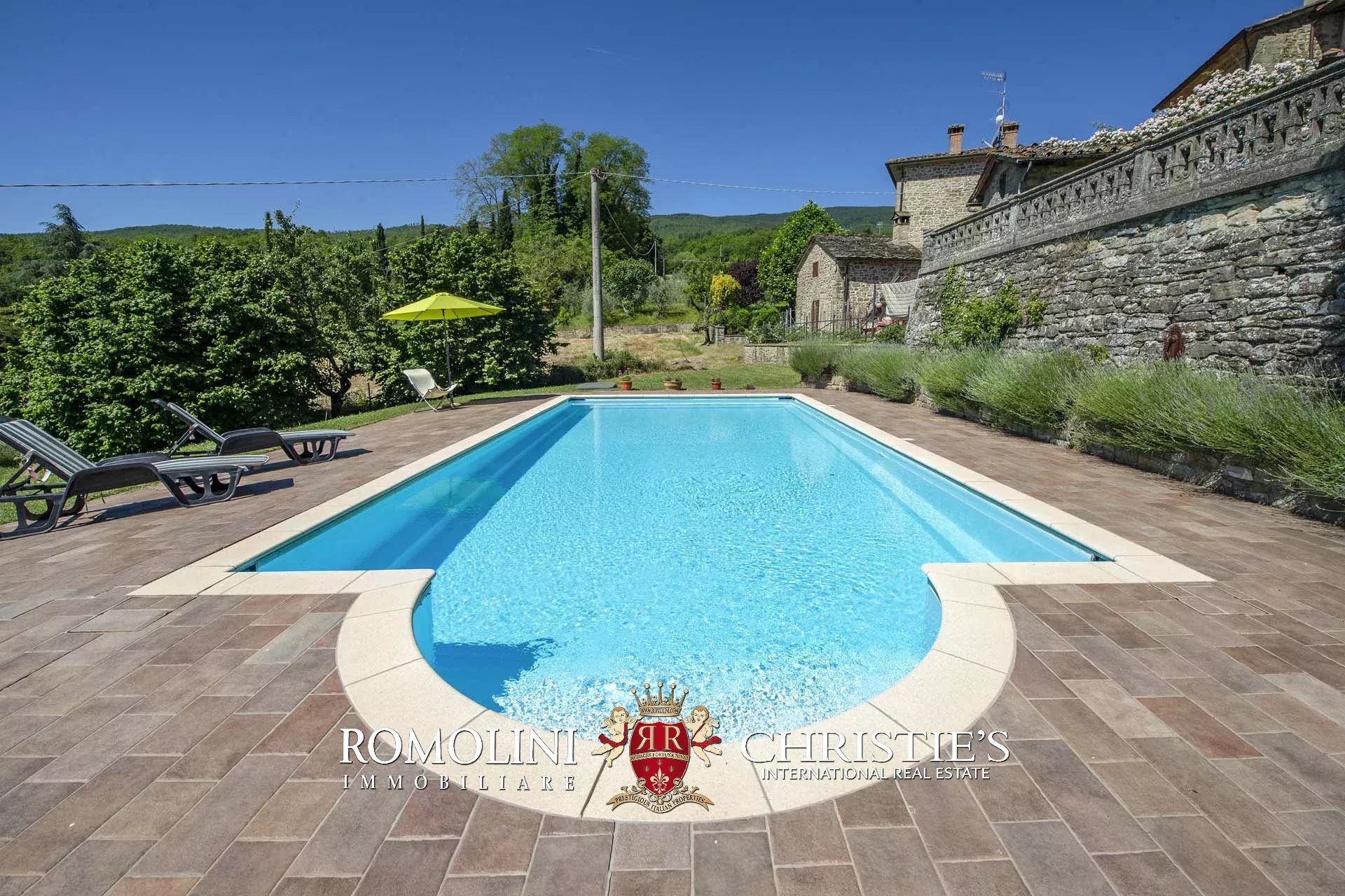 10 Bedroom Villa/Townhouse's Image 24