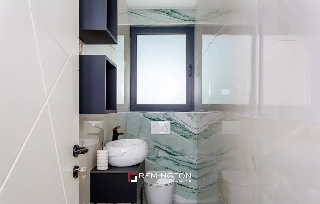 4 Bedroom Villa/Townhouse's Image 16