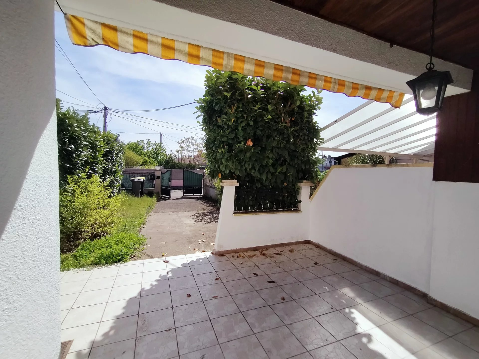 2681592 Location Meyzieu