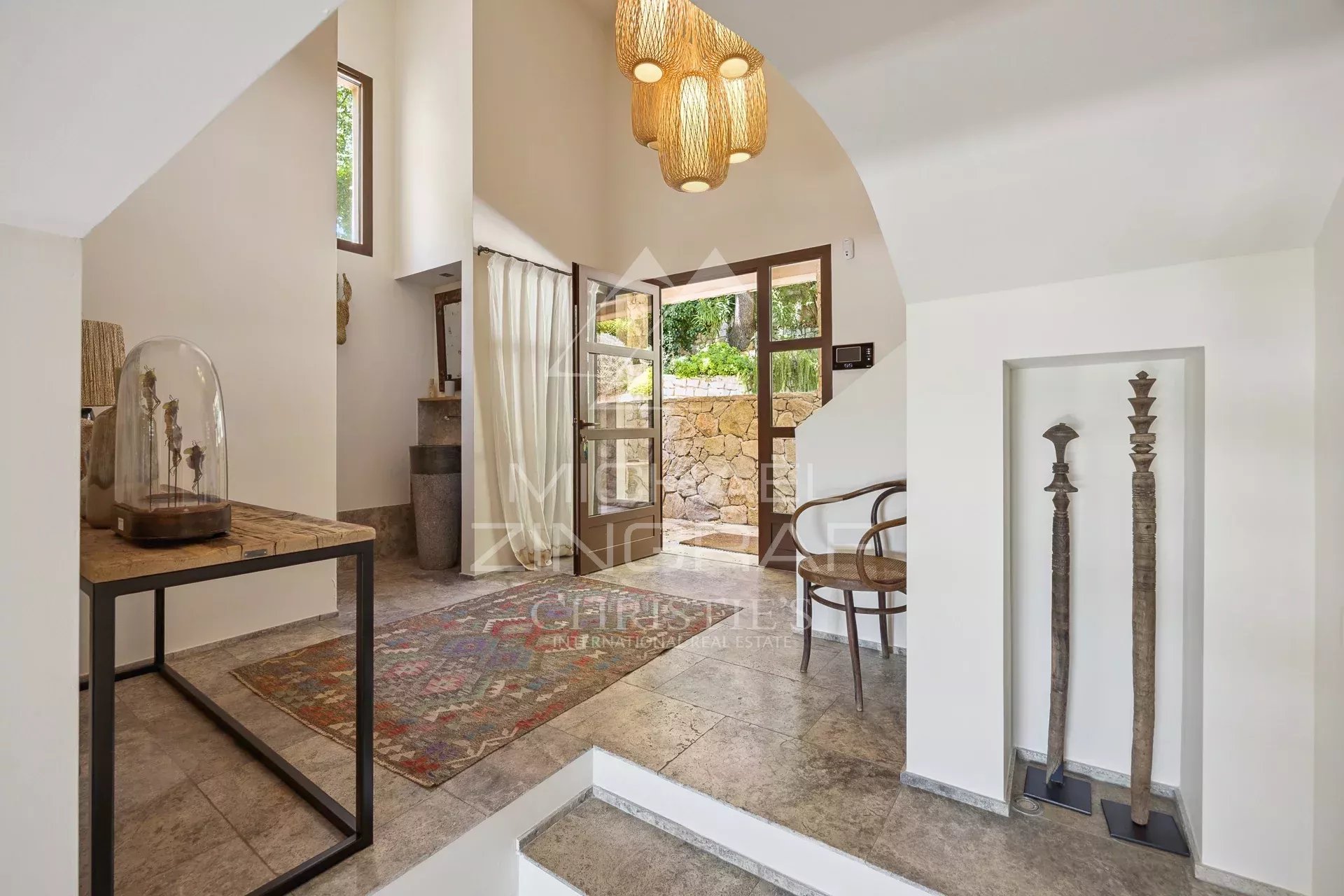 5 Bedroom Villa/Townhouse's Image 5
