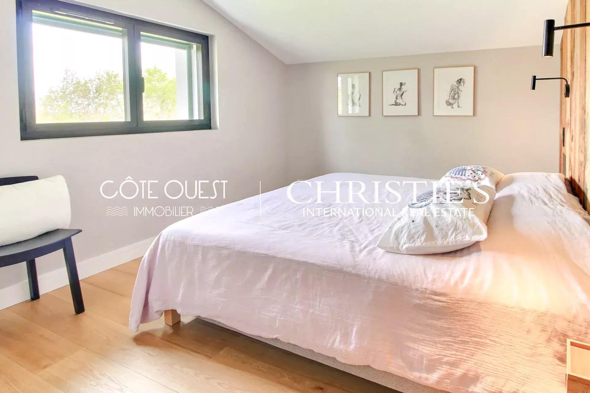 5 Bedroom Villa/Townhouse's Image 8
