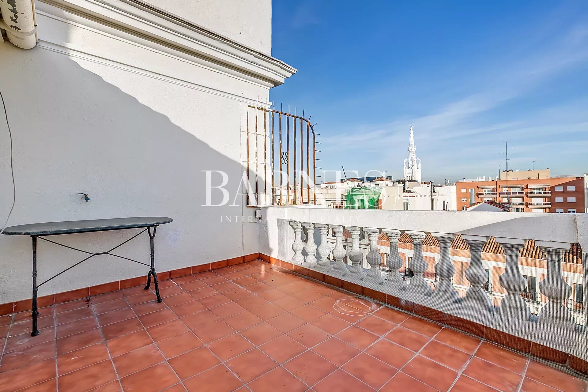 Penthouse Madrid - picture 25