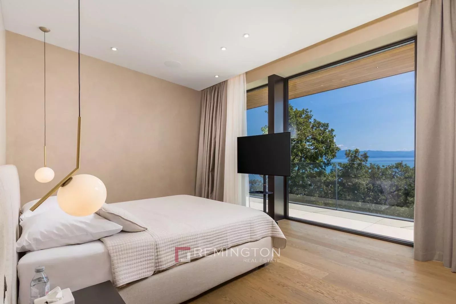 Villa/Townhouse's Image 6
