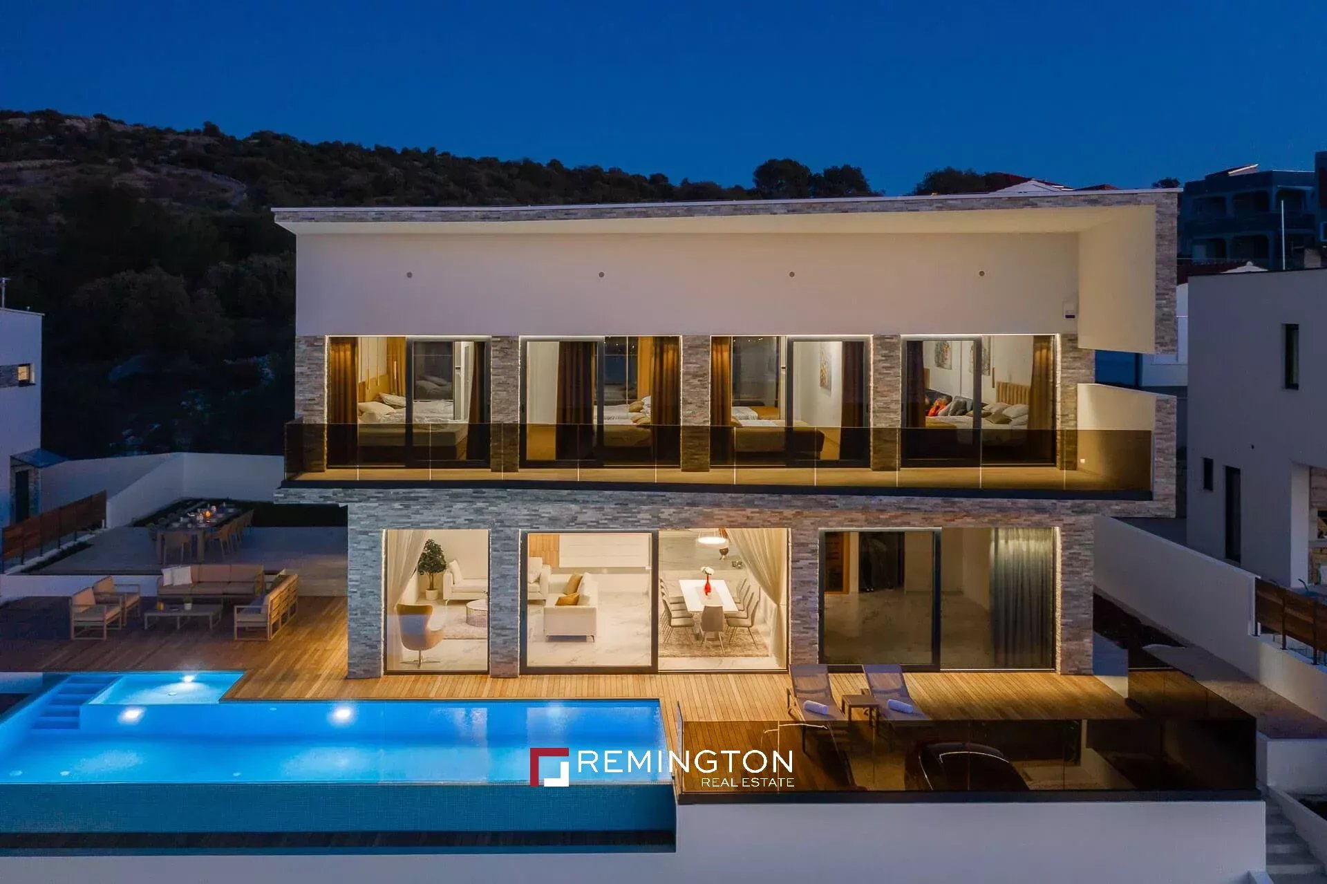 4 Bedroom Villa/Townhouse's Image 33