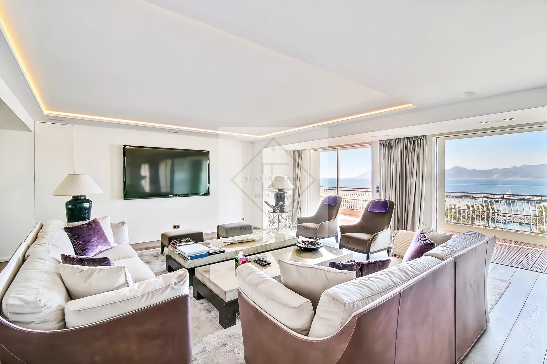CANNES CROISETTE – PENTHOUSE D'EXCEPTION AVEC VUE MER PANORAMIQUE — photo 9