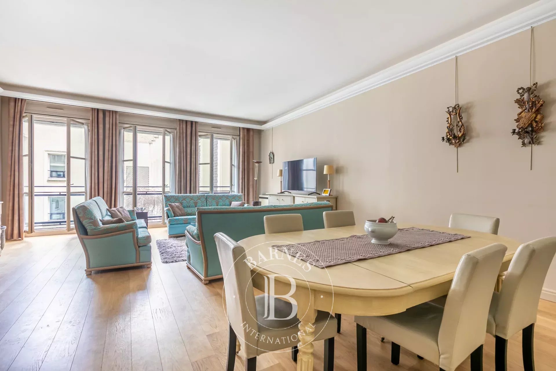 Daire Paris 1er - picture 4