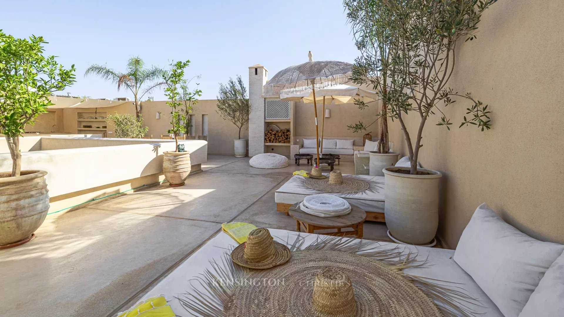 4 Bedroom Villa/Townhouse's Image 38