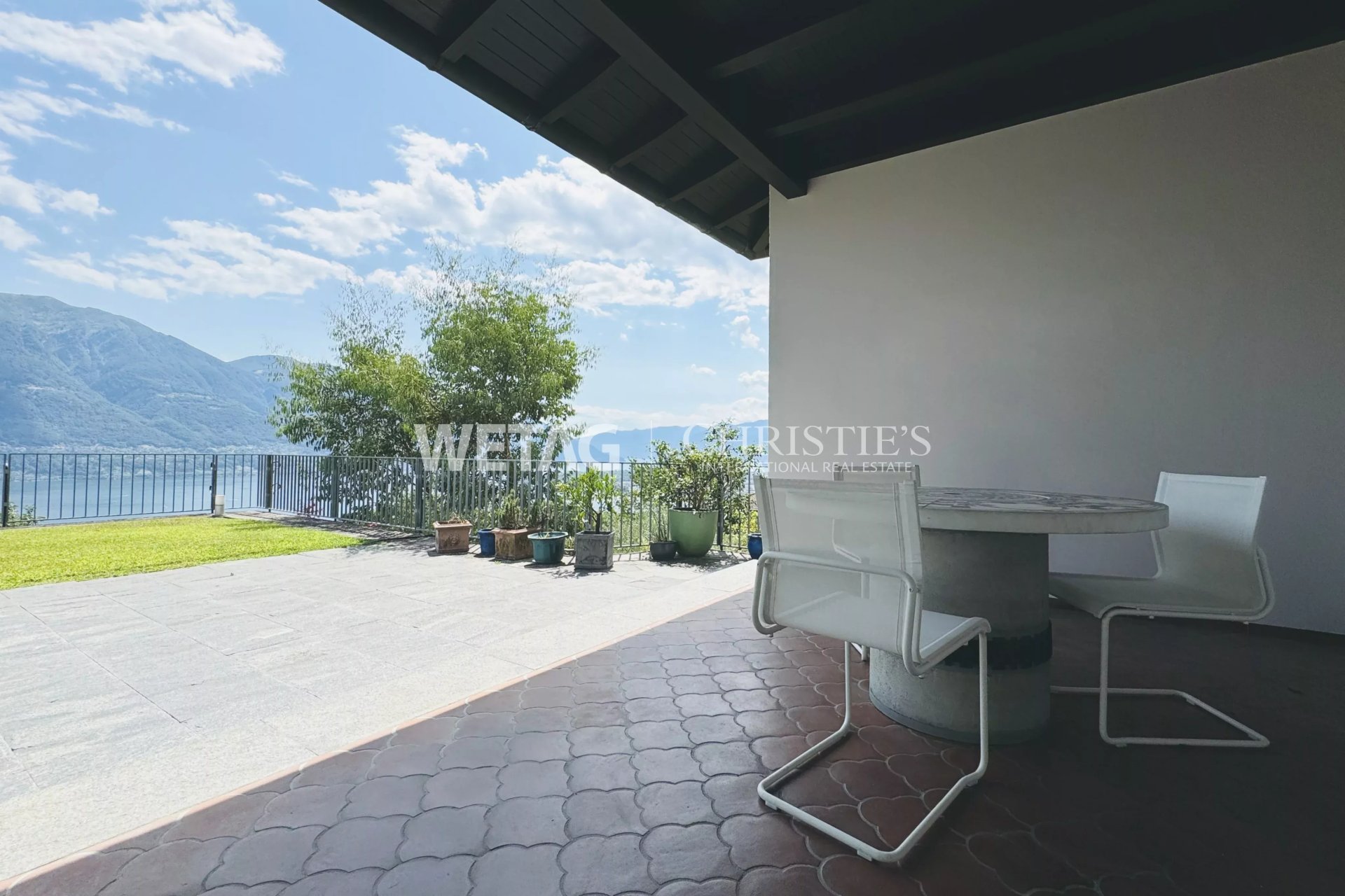 5 Bedroom Villa/Townhouse's Image 7