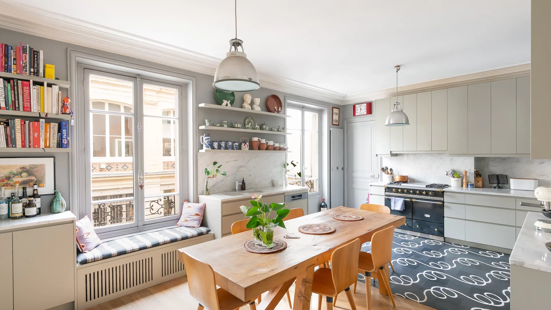 Paris 9e - HAUTEVILLE / PETITES ÉCURIES