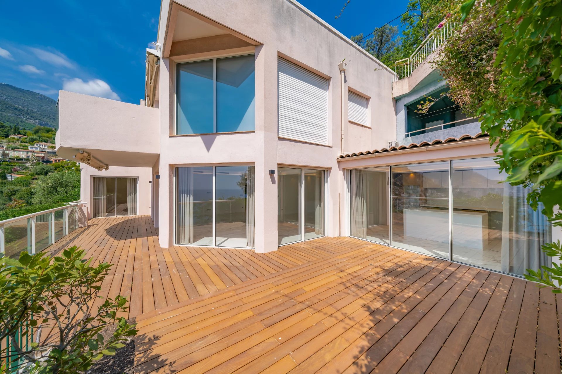 Roquebrune-Cap-Martin–Appartement d’exception avec vue mer et Monaco à 10 minutes de la Principauté - Photo 3