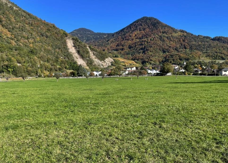 Parcelle à bâtir (Zone périphérique 2000) - Photo 4