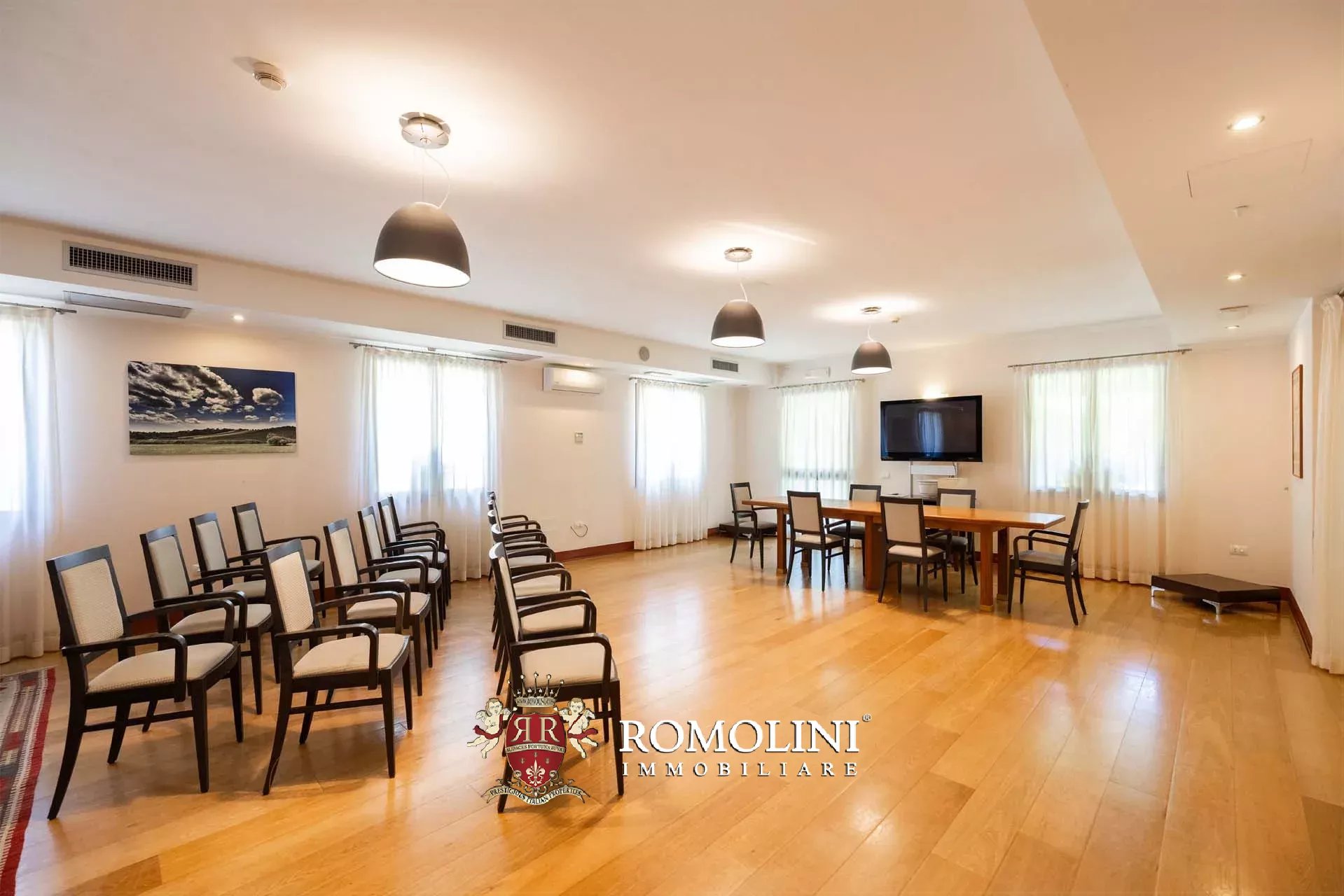 44 Bedroom Villa/Townhouse's Image 29