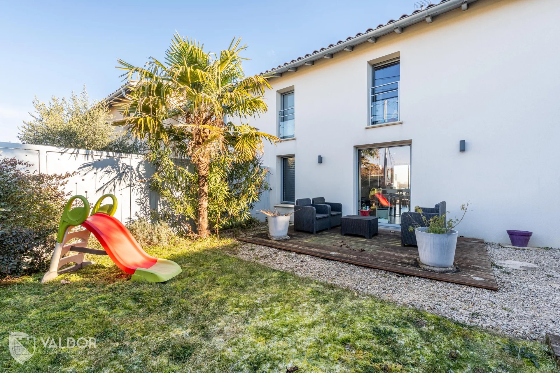 ARNAS - Maison T4 avec jardin