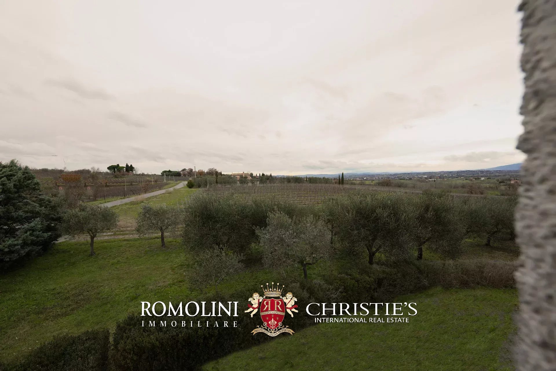 5 Bedroom Vineyard's Image 18