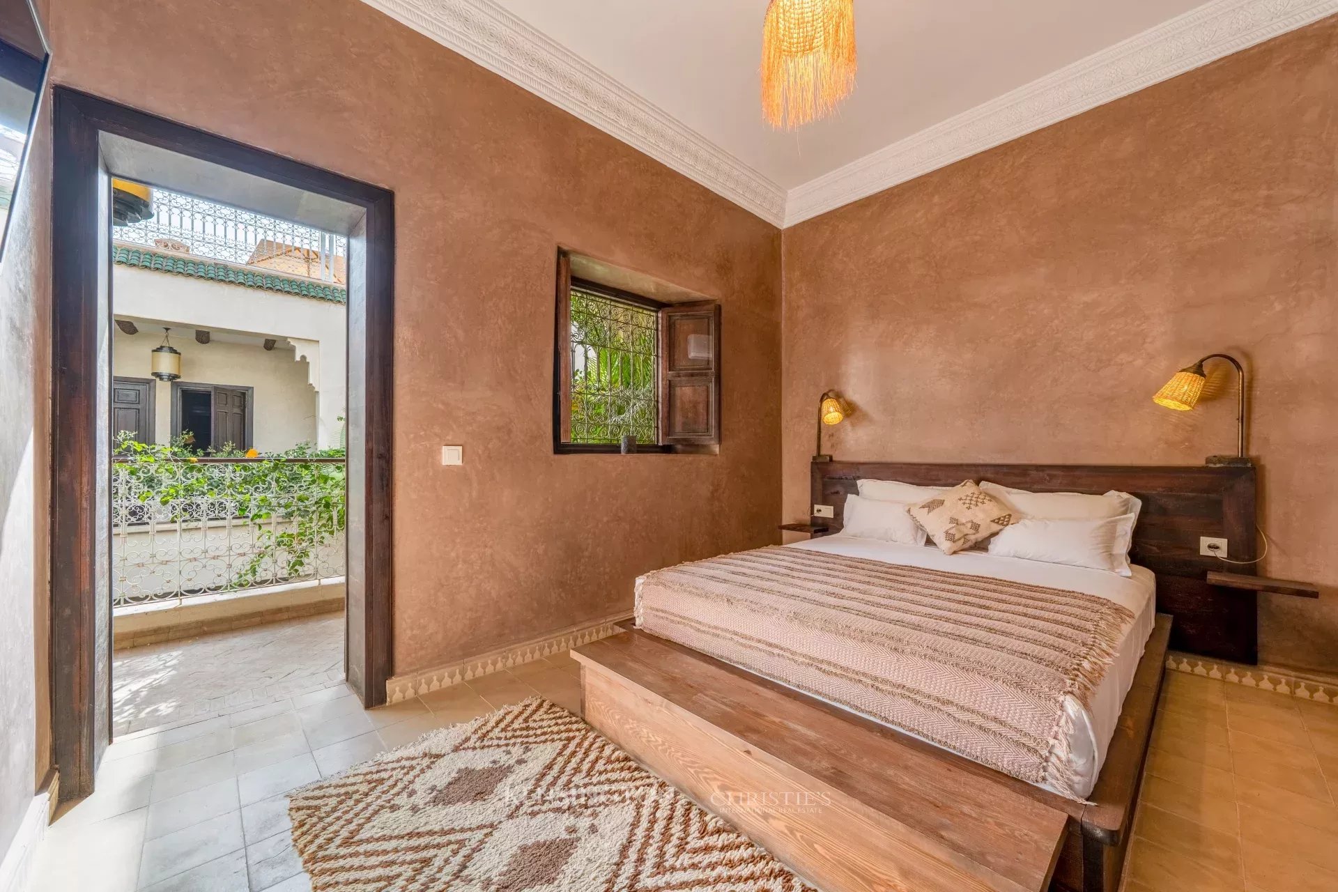9 Bedroom Villa/Townhouse's Image 44