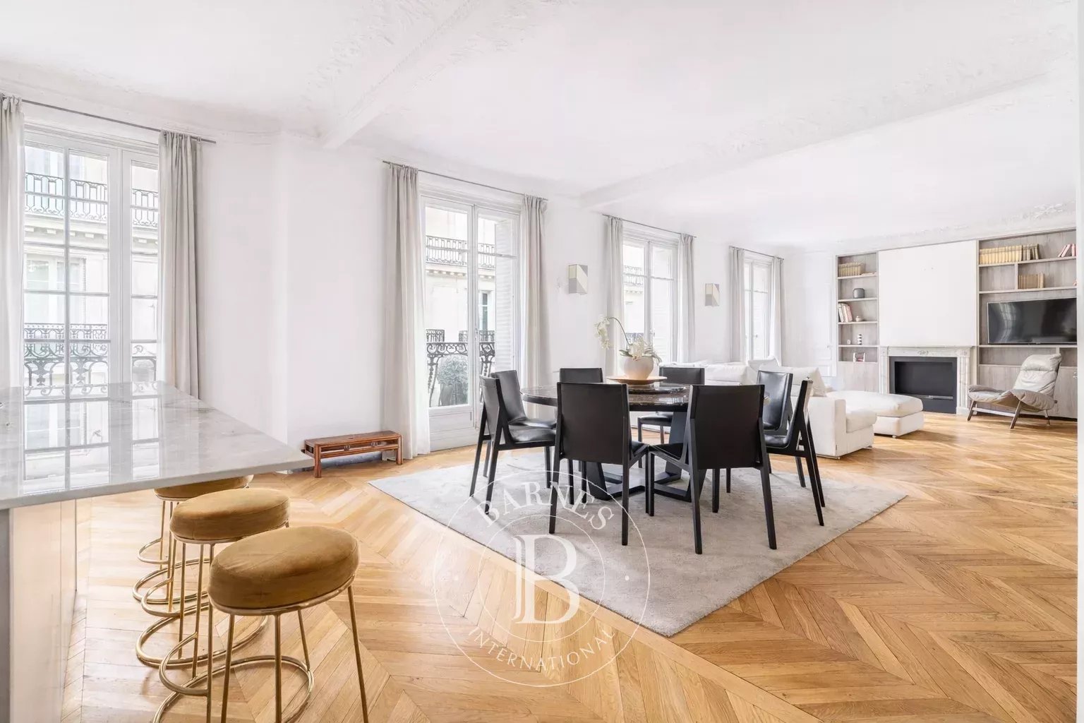 Apartment Paris 75016  -  ref 85936986 (picture 1)