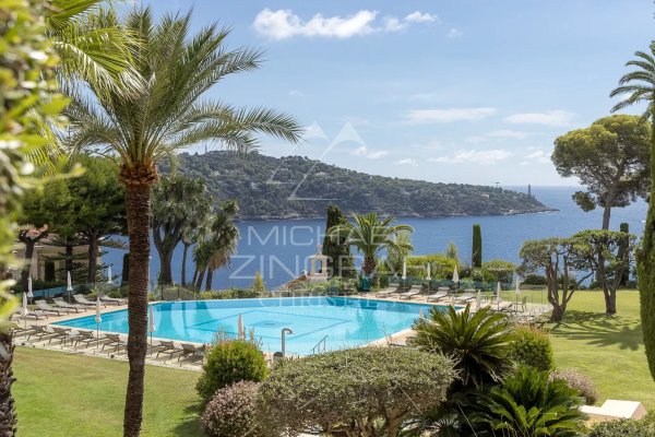 Luxury apartment with panoramic views of the bay of Villefranche-sur-Mer — photo 3
