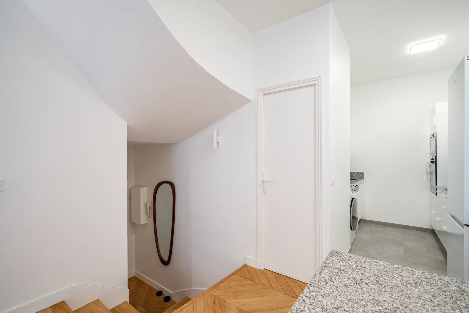2 Bedroom Apartment/Flat's Image 10