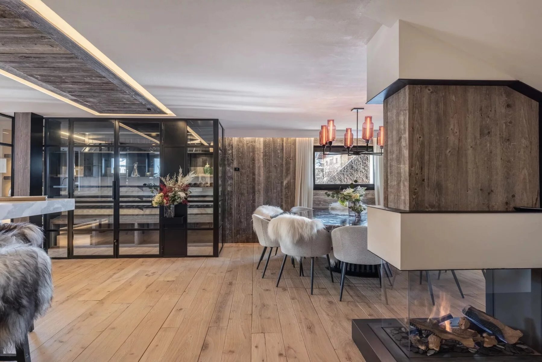 Photo of MEGÈVE - Luxury 5-bedroom chalet in the heart of Megeve