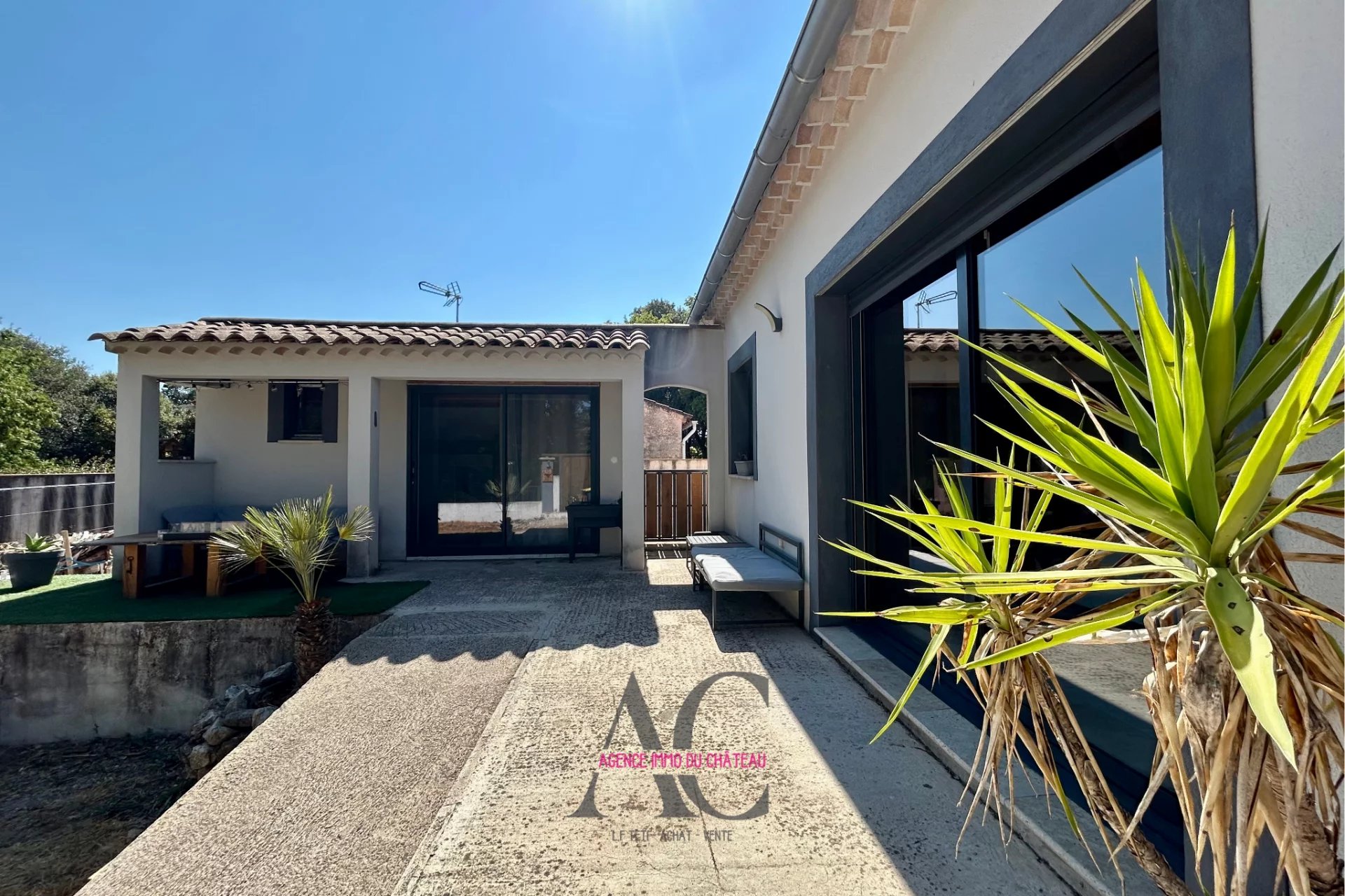 Agence immobilière de 