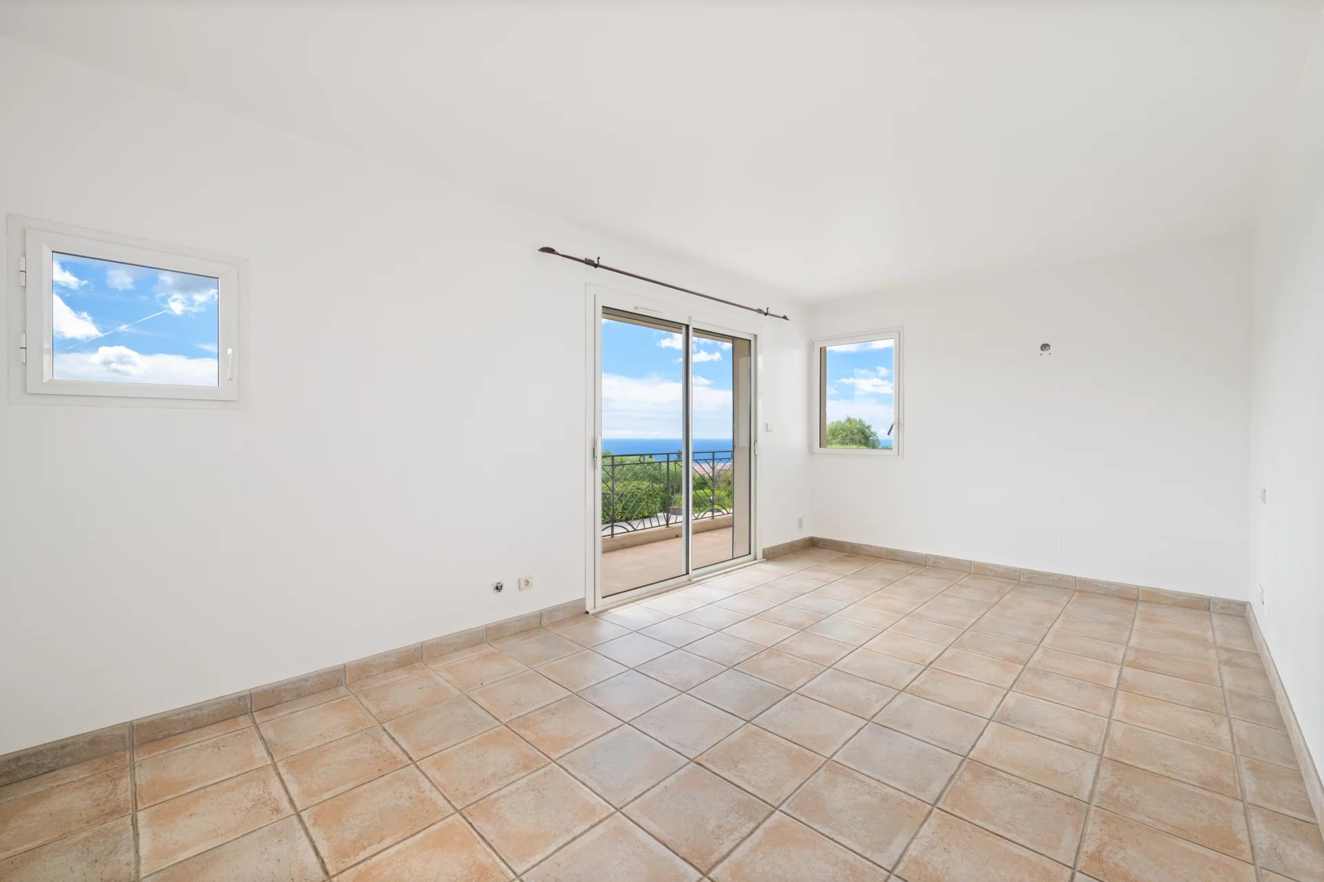 PROPRIÉTÉ VUE PANORAMIQUE MER NICE GAIRAUT — photo 11