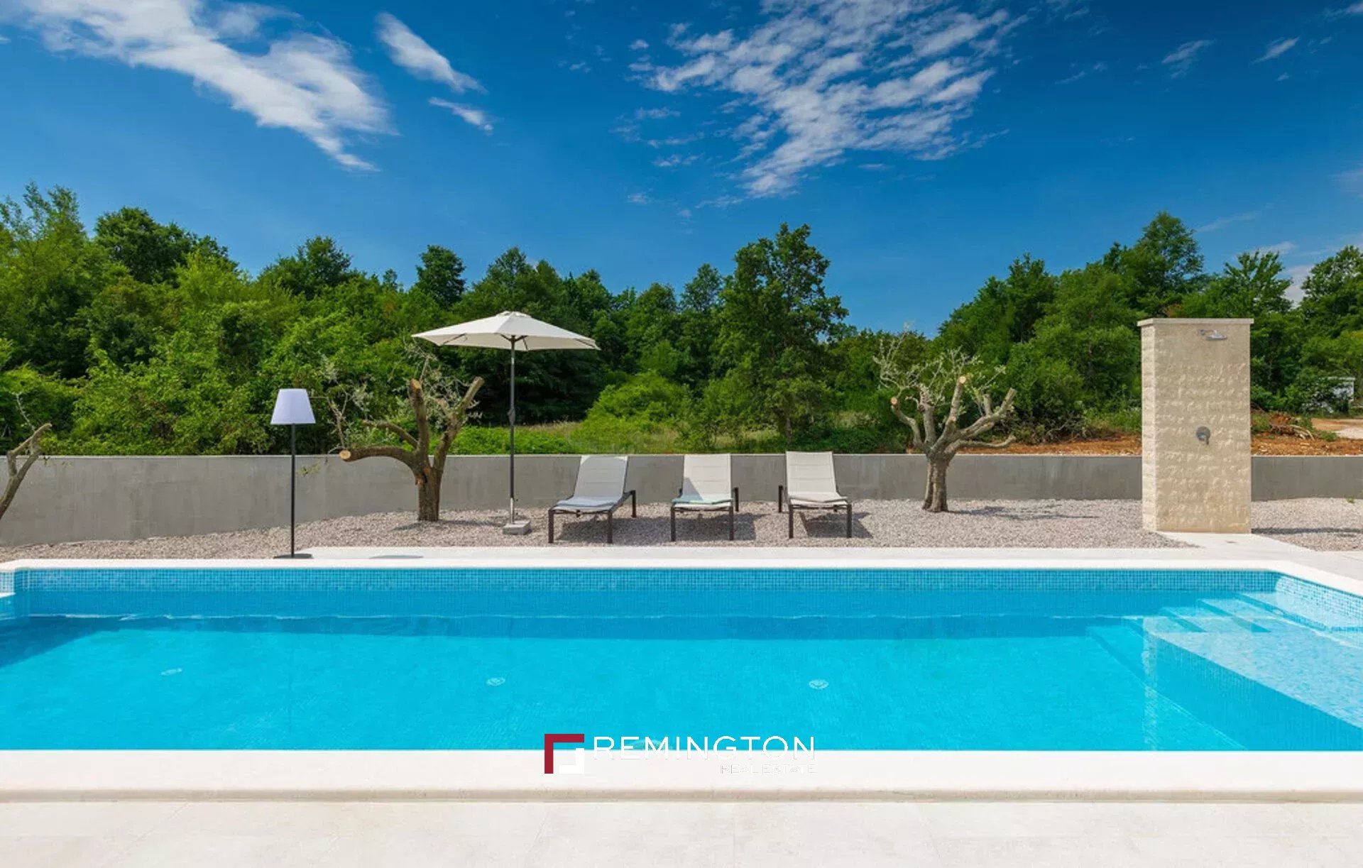3 Bedroom Villa/Townhouse's Image 29