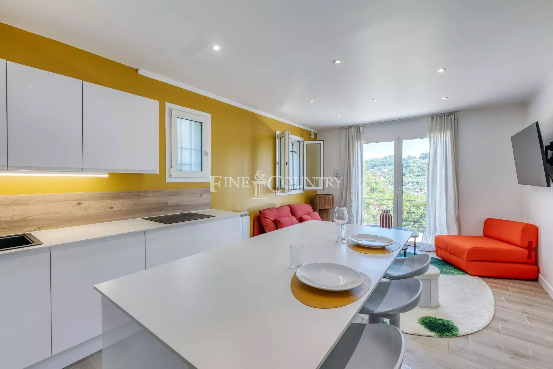 Photo of For sale  Villa in Valbonne - Panoramic view
