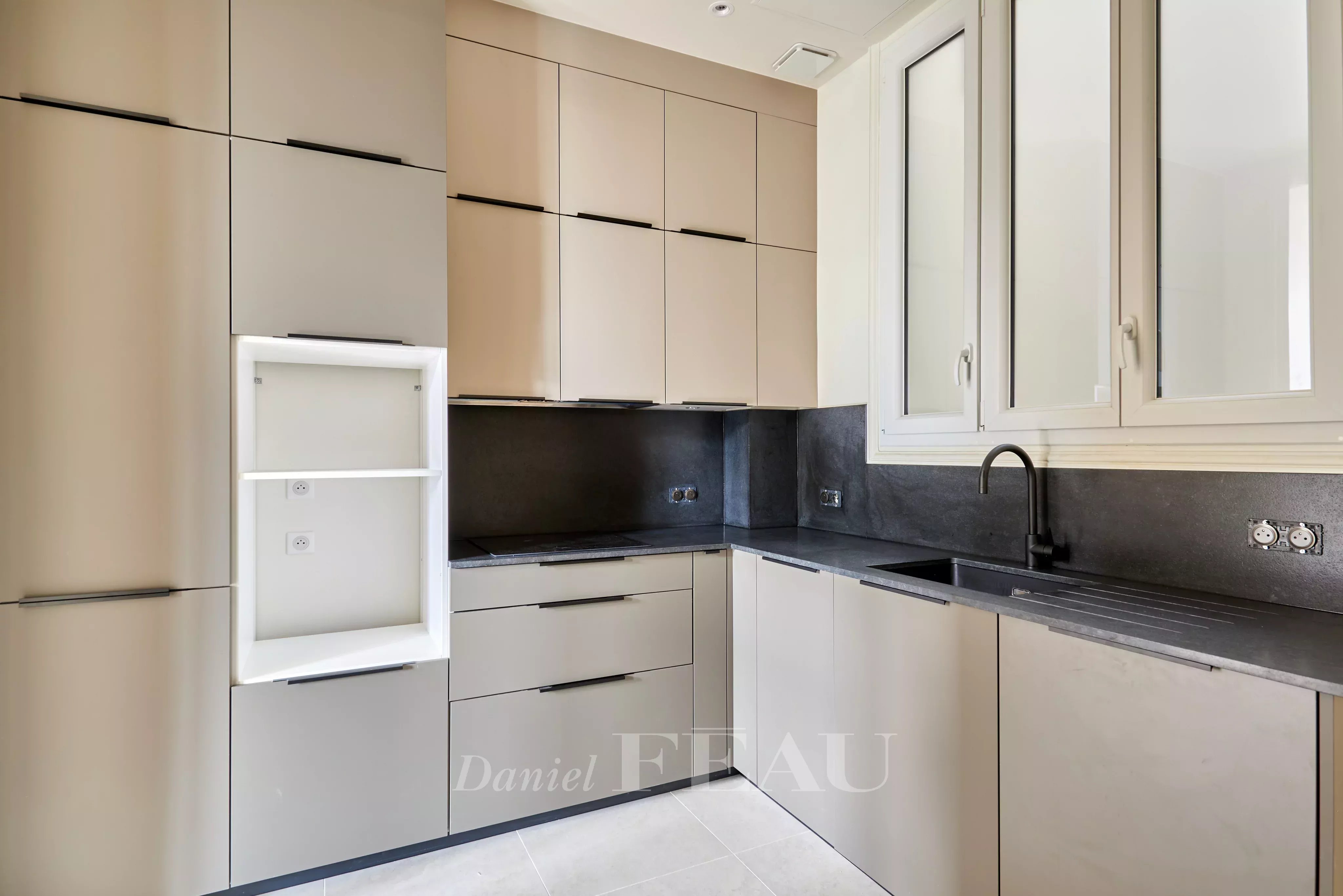 Rental Apartment Paris 8th