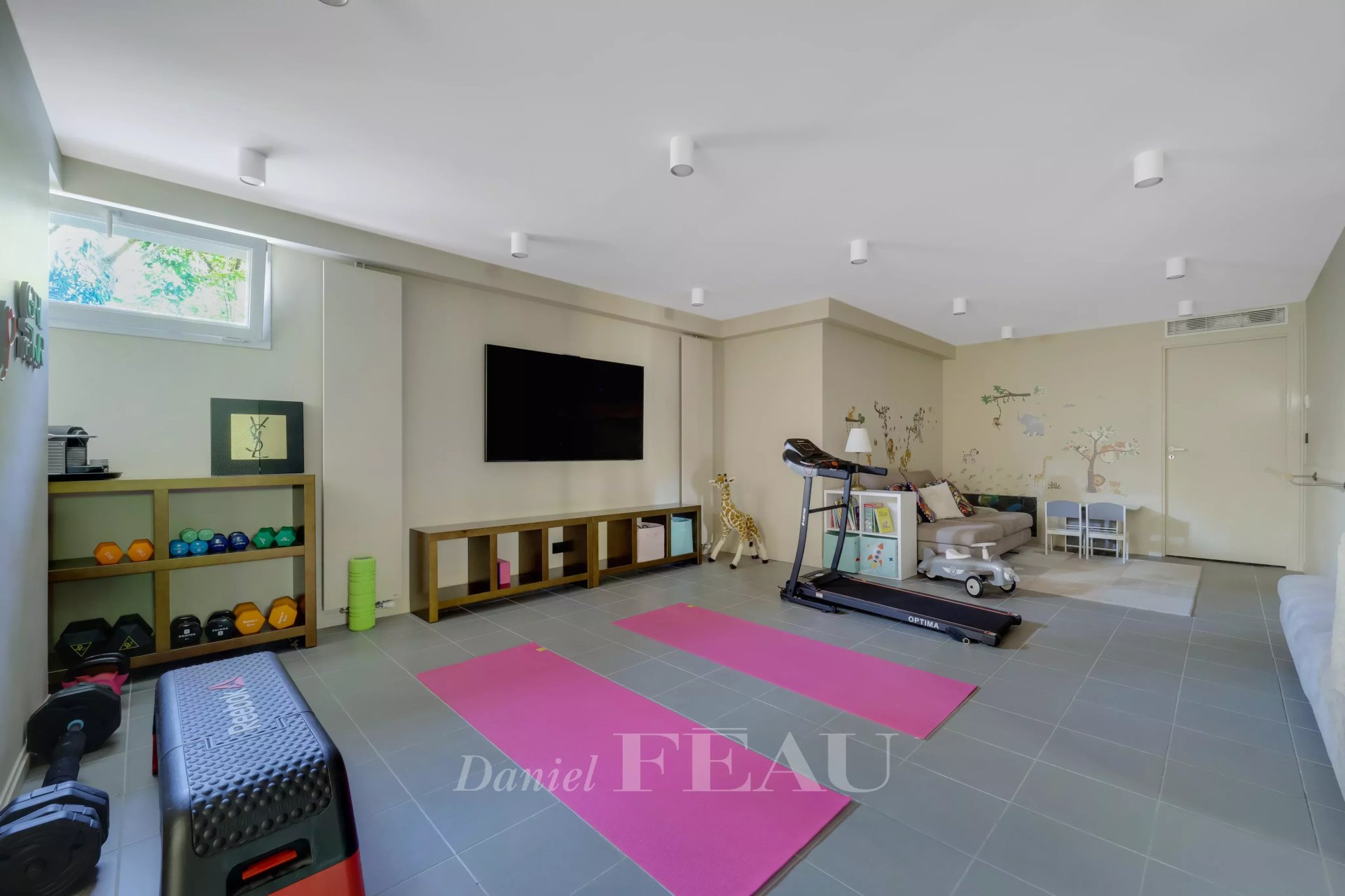 4 Bedroom Villa/Townhouse's Image 14
