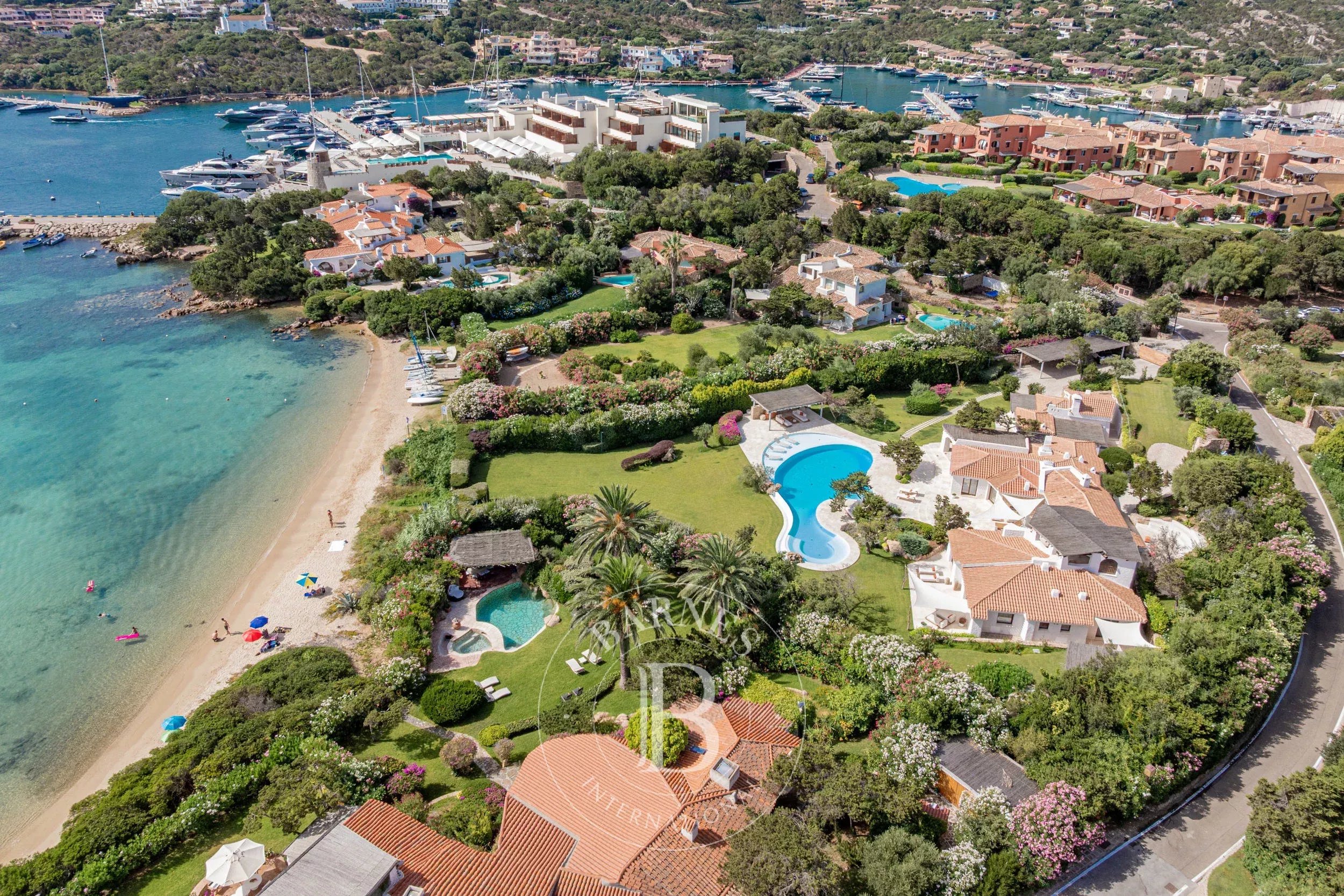 Villa Porto Cervo  -  ref 86110201 (picture 1)