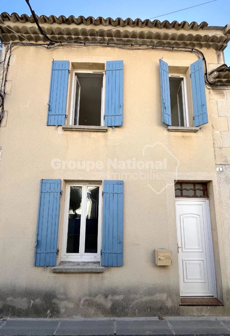 NOVES - Maison de village T3
