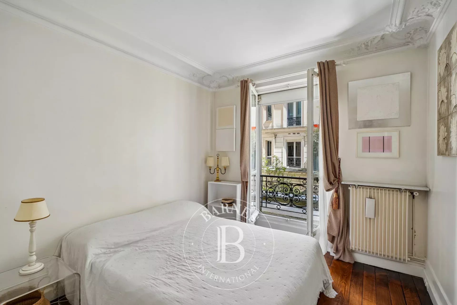 Paris  - Apartment 2 Bedrooms - picture 8
