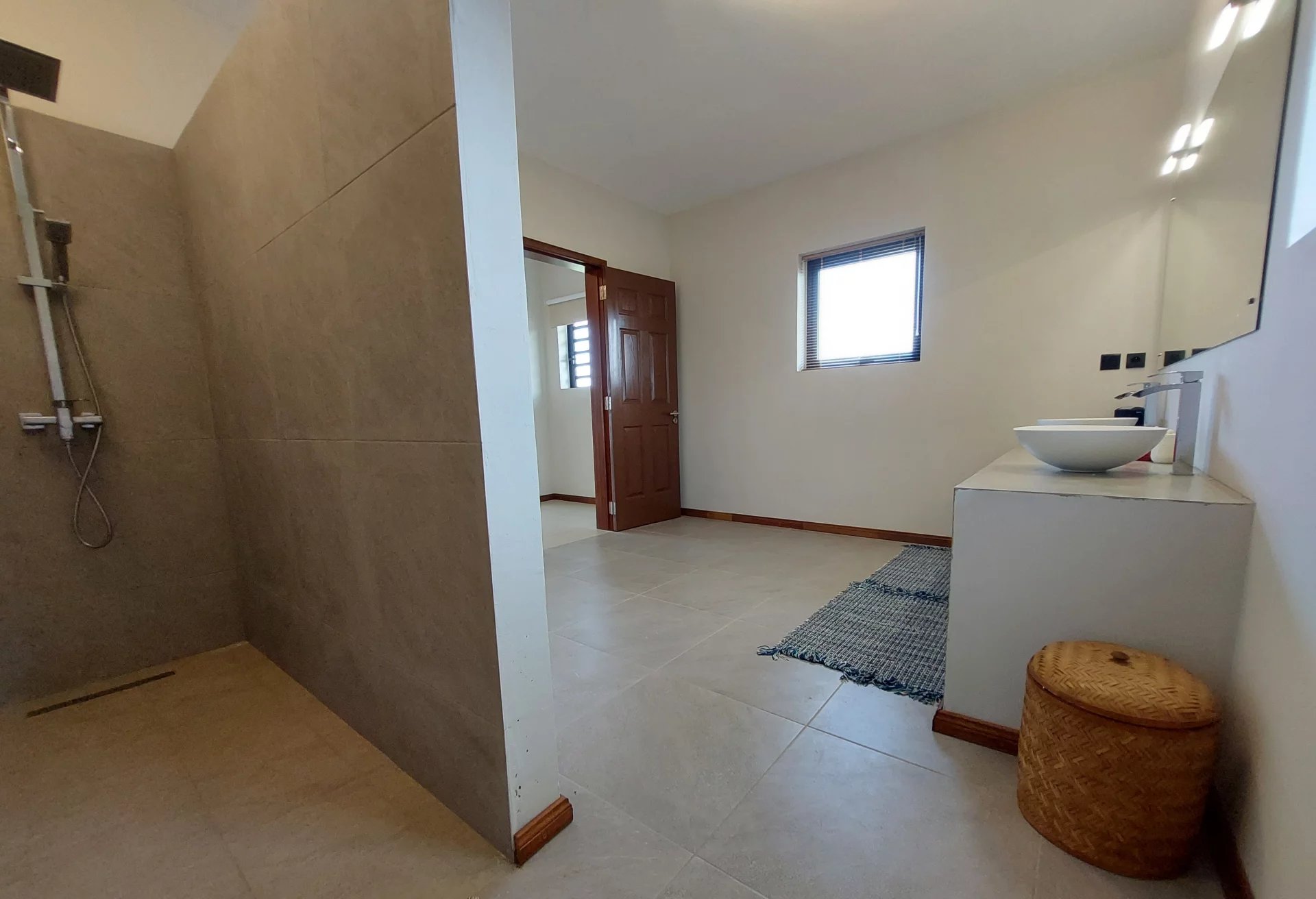 Beau Vallon  - Maison 5 Pi&egrave;ces 4 Chambres - picture 14