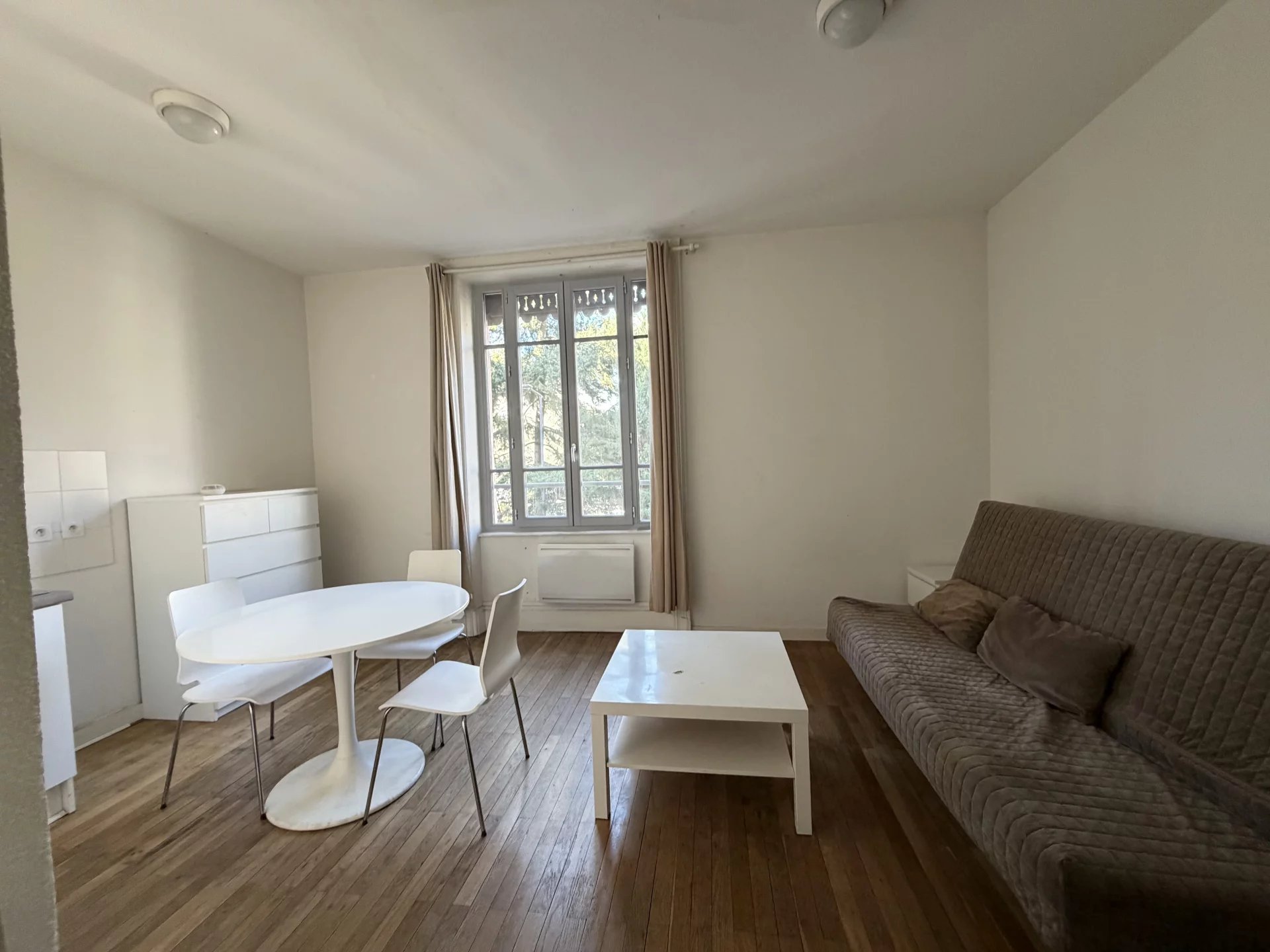 4195859 Location Villeurbanne