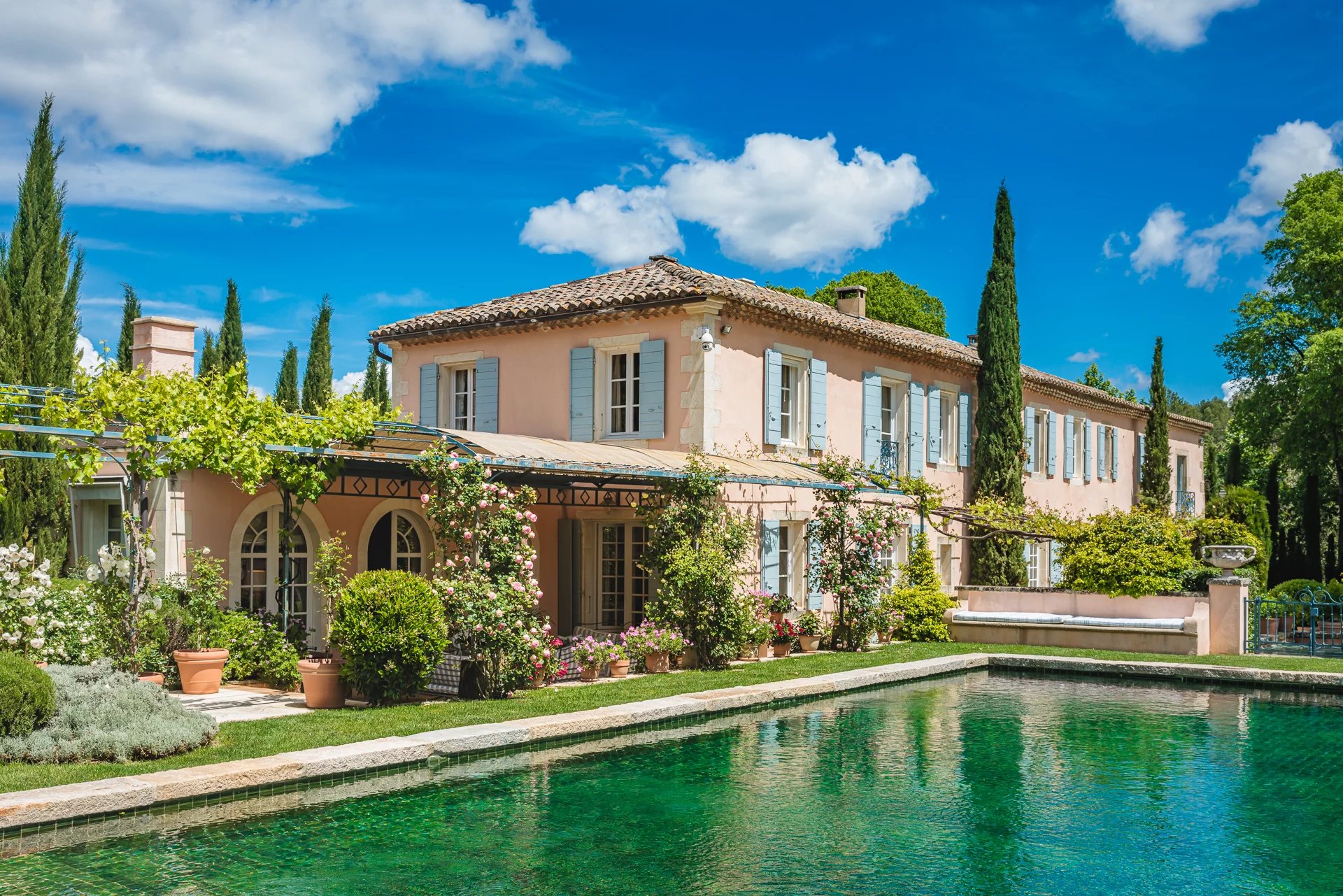 Sale Property Saint-Rémy-de-Provence