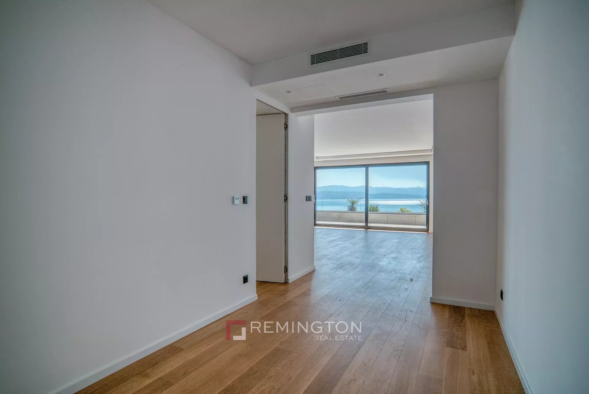 3 Bedroom Apartment/Flat's Image 3