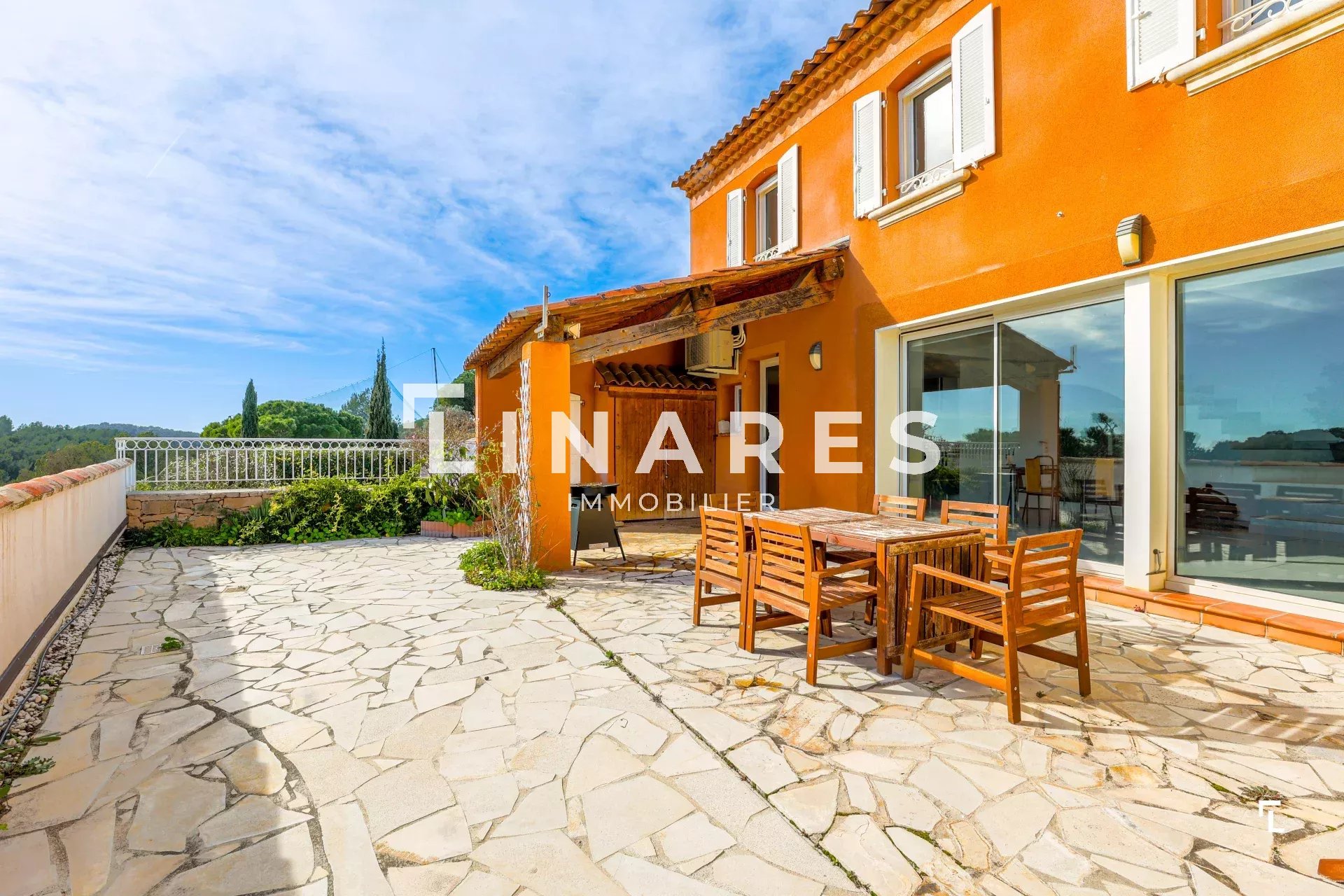 BIRDIE - Maison T4 de 160m2  - Piscine et tennis - 83260 Golf Frégate