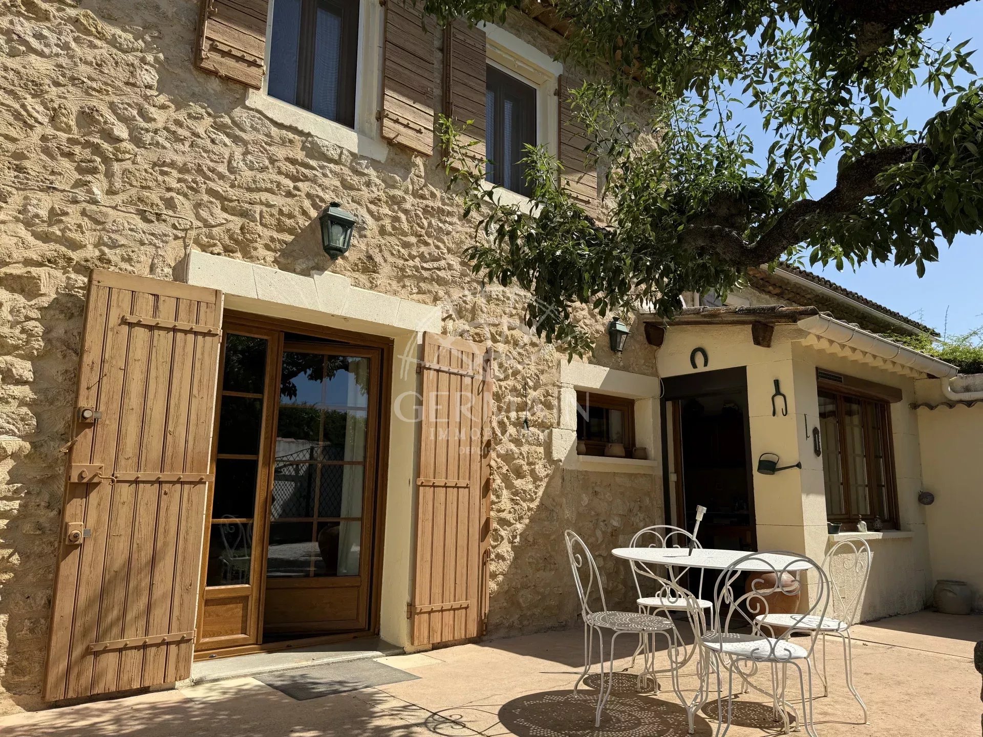 Agence immobilière de 