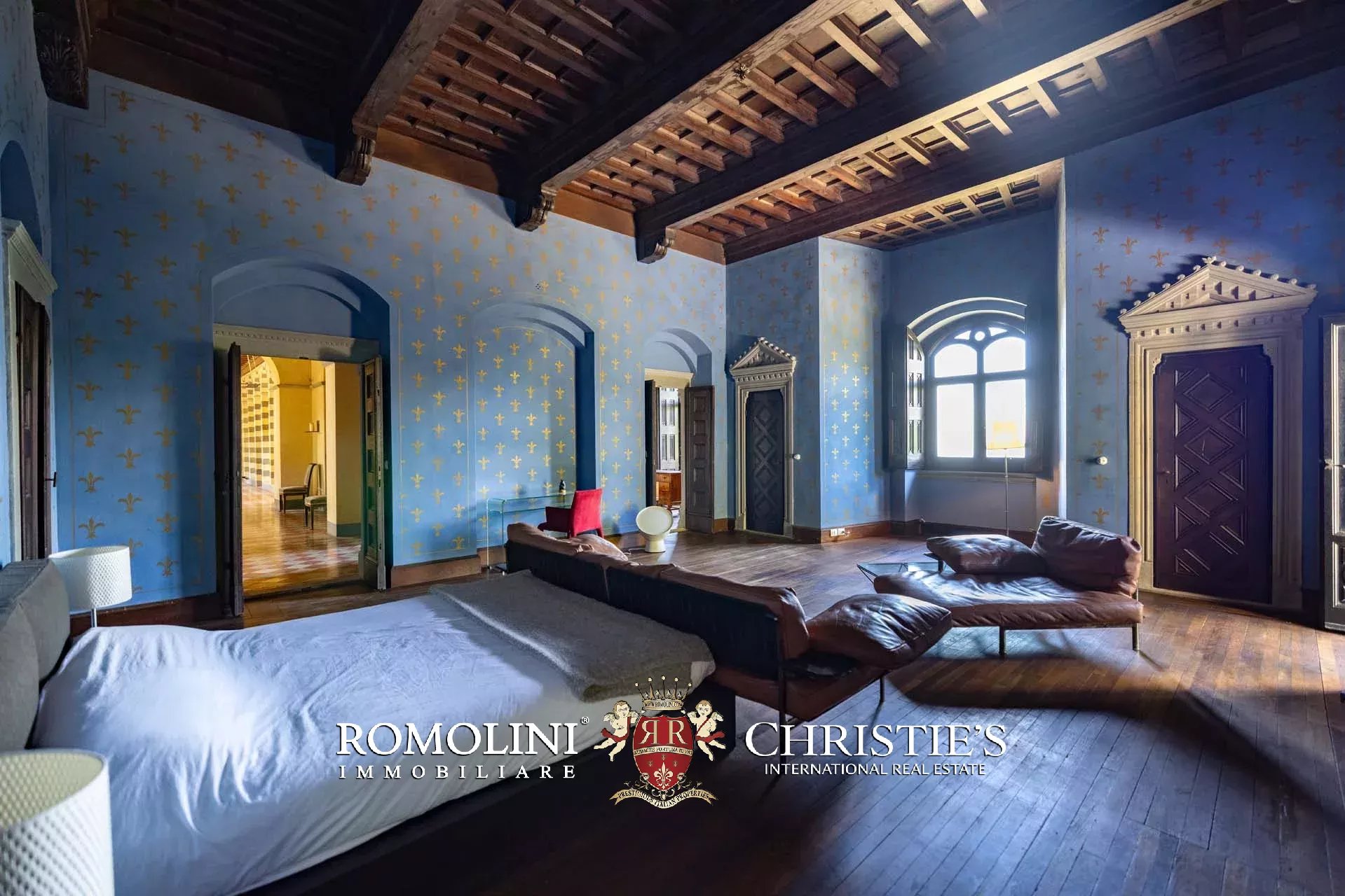 35 Bedroom Chateau's Image 40