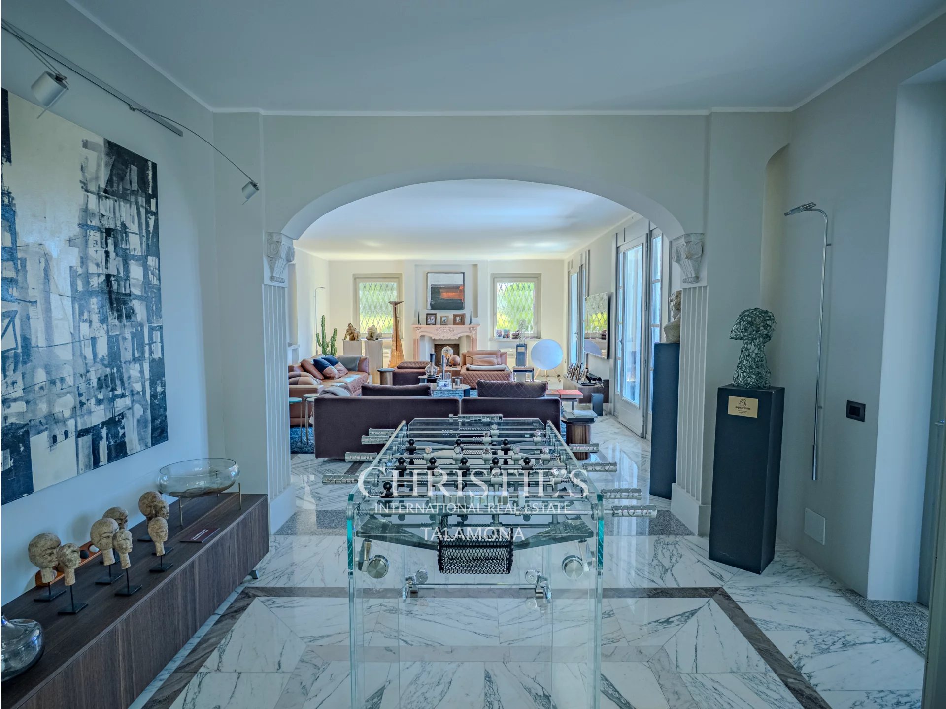 6 Bedroom Villa/Townhouse's Image 13