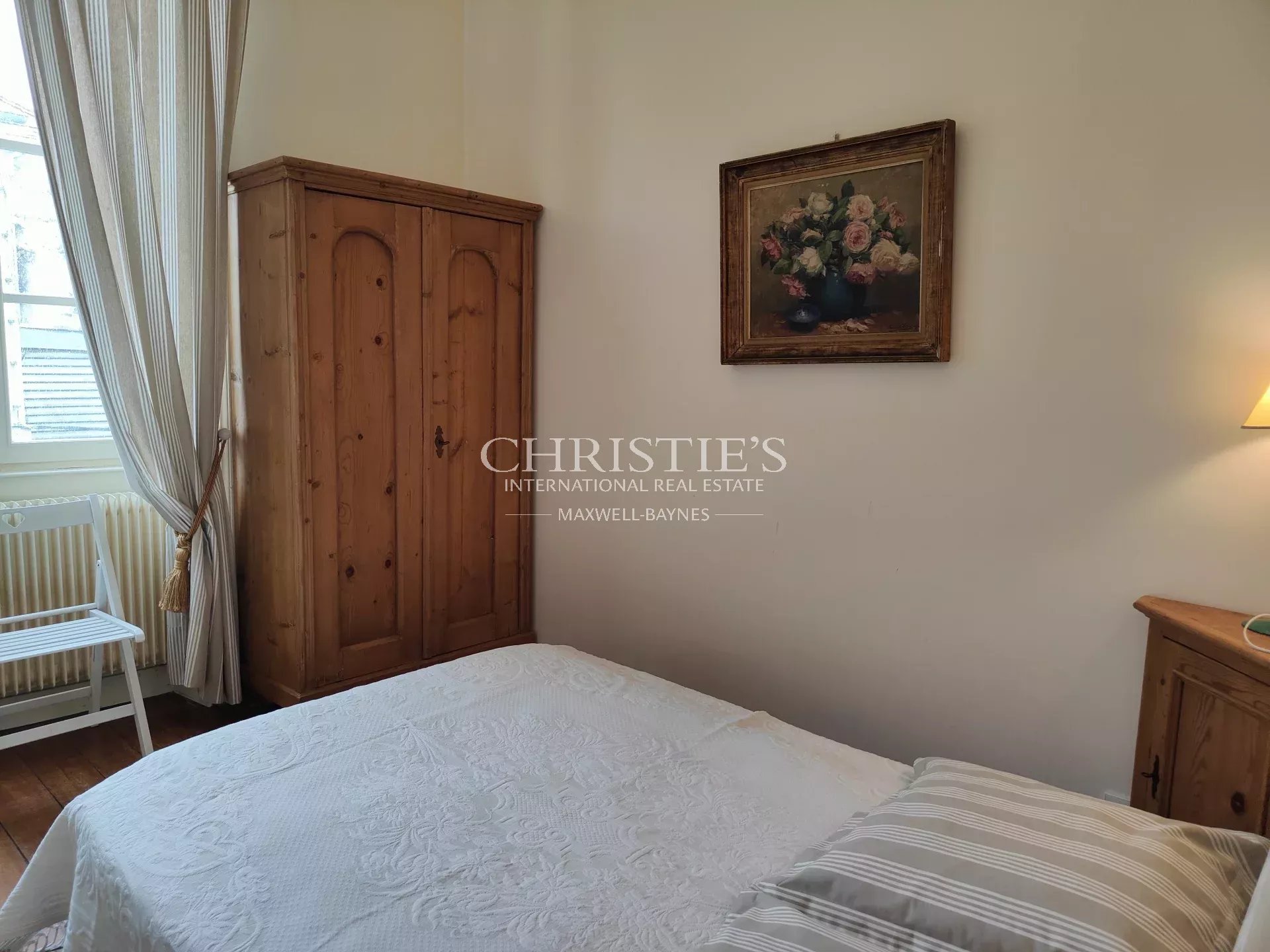 4 Bedroom Villa/Townhouse's Image 8