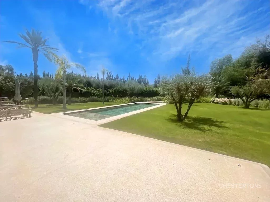 Image of Villa - 6 Bedrooms for Sale in Marrakech-Ménara-Marrakech-Morocco, Image 2