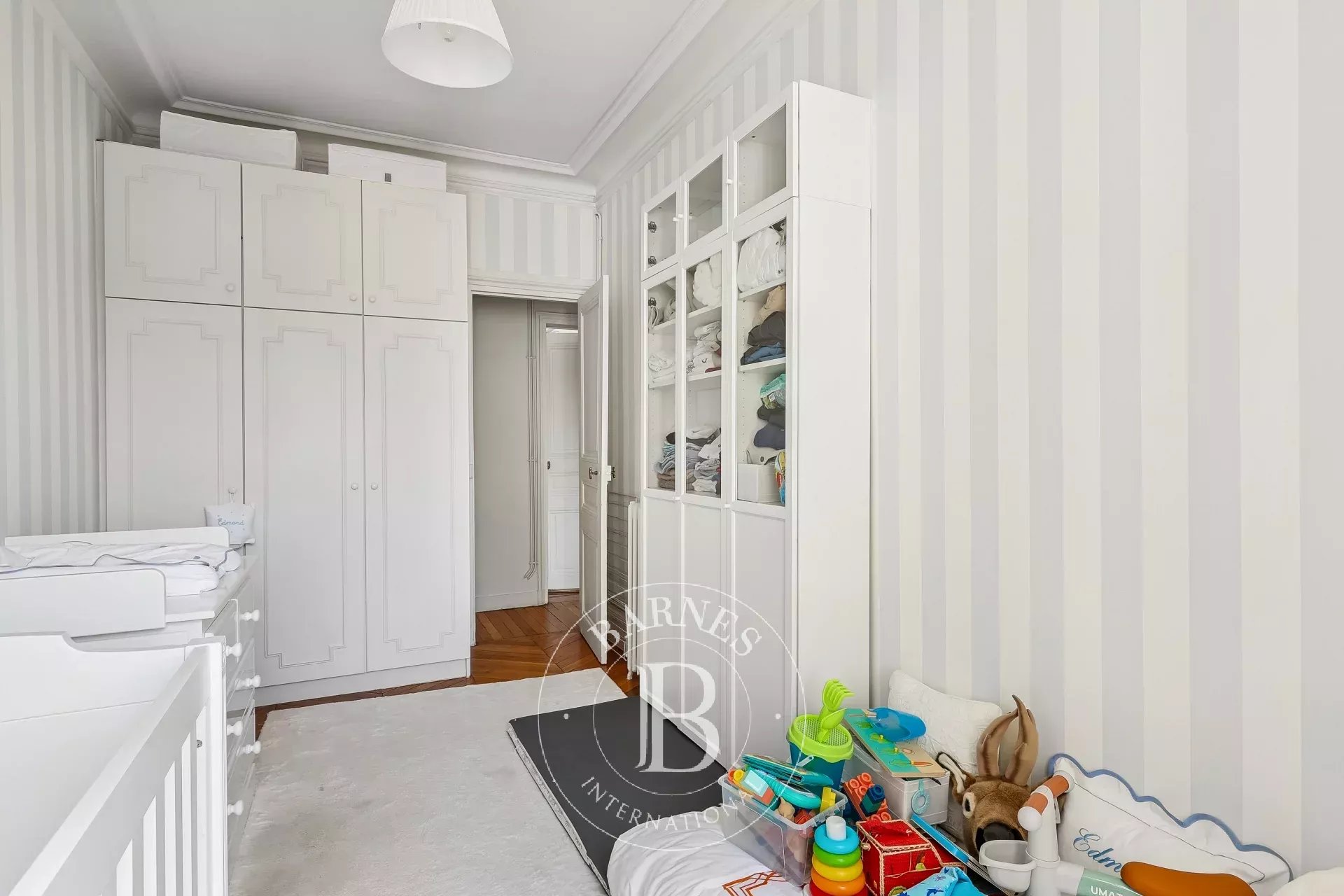 Paris  - Apartment 2 Bedrooms - picture 12